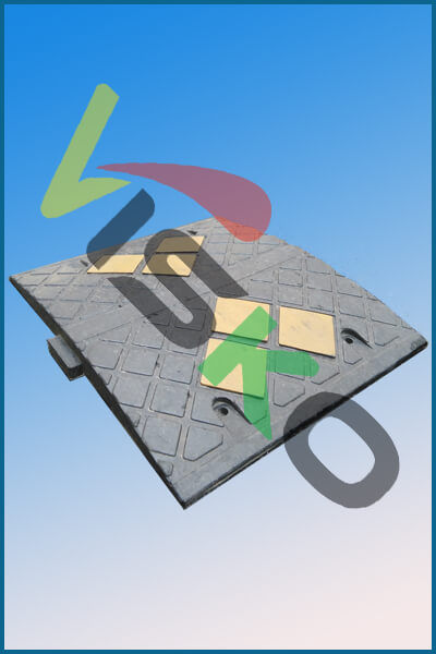 نصب سرعت گیر تجهیزات ترافیکی